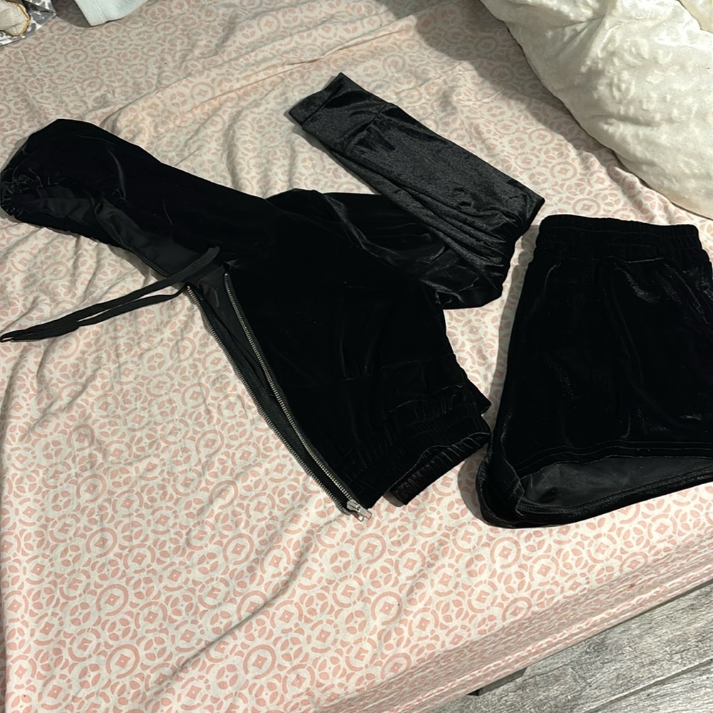 Velour short set